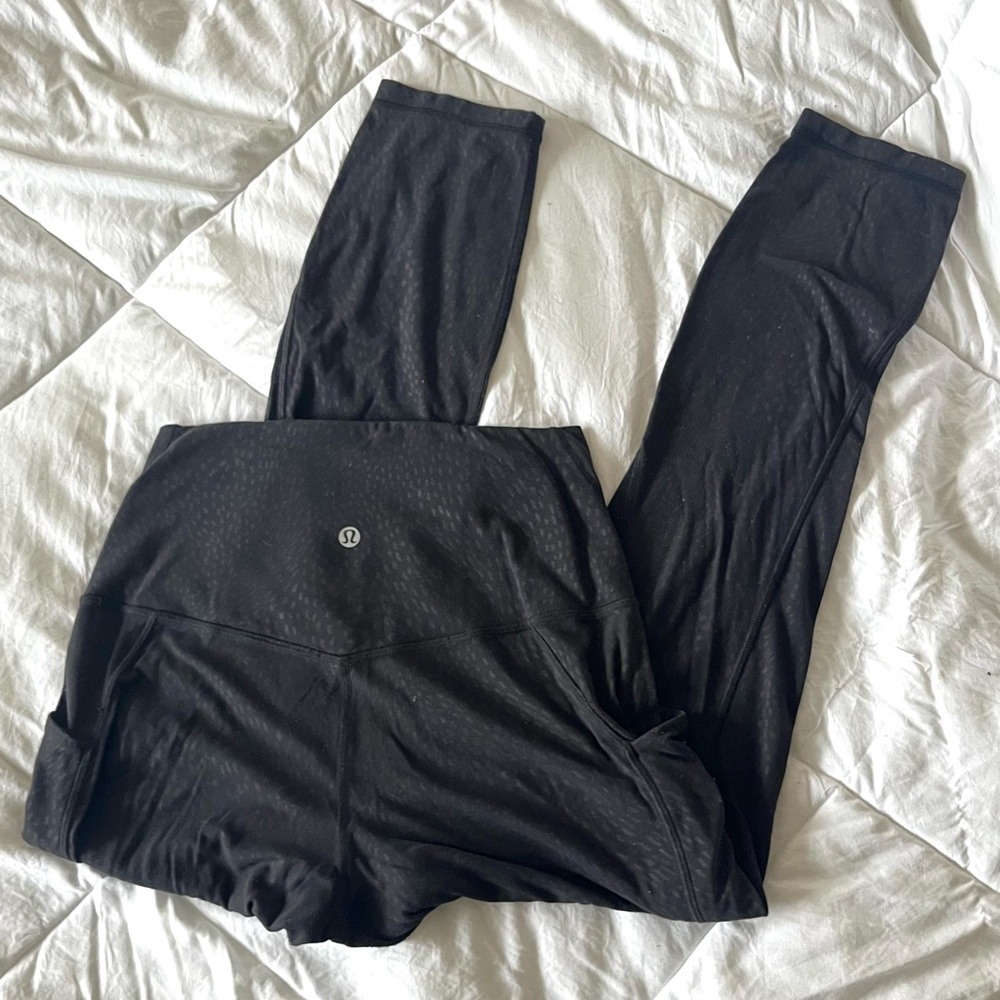 lululemon black align 25” legging size 6